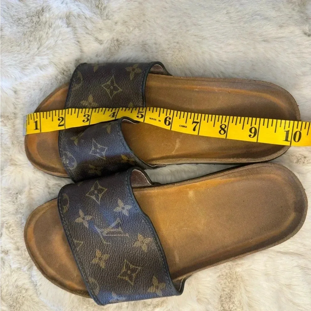 Louis Vuitton Monogram Brown Slide Sandals - Picture 4 of 8